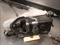 Serrure porte AVG - CITROEN - 9800618280