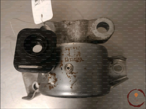 Support moteur - OPEL - 13130739