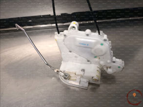 Serrure porte AVD - HONDA - 72110TF0G11