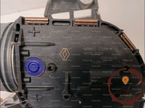Moteur essuie-glace AV - RENAULT