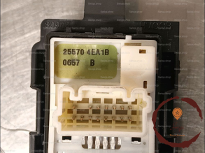 Commande retrovisseur ext electrique - NISSAN