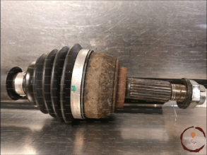 Transmission AVG - RENAULT - 8200882433