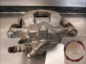 Etrier de frein AVG - NISSAN