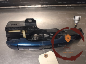 Poignee ext porte AVG - RENAULT