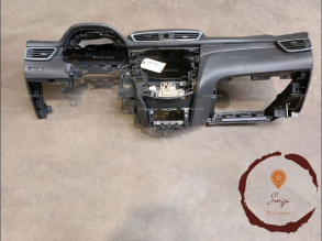 Planche de bord - NISSAN