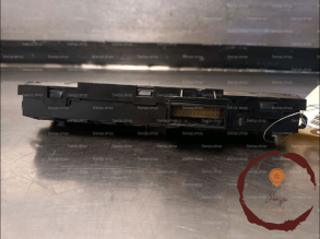 Bouton de warning - RENAULT