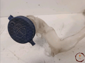 Reservoir lave-glace AV - PEUGEOT - 6431F3
