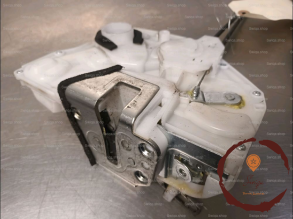 Serrure porte AVG - SUZUKI - 8220269LA1000