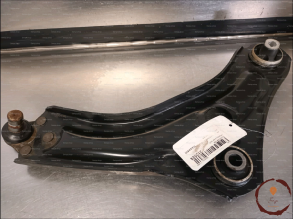 Triangle inf AVD - RENAULT - 545042021R