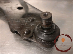 Triangle inf AVD - FORD - 1706970