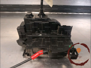 Serrure porte AVD - MERCEDES