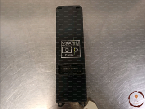 Commande leve-glace porte AVG - PEUGEOT - 6490RA