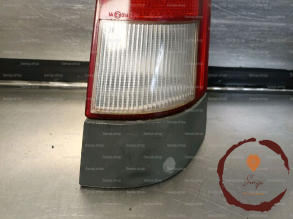 Feu ARD - RENAULT - 7702163595