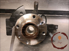 Pivot AVD - NISSAN