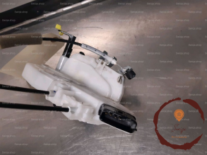 Serrure porte AVG - NISSAN