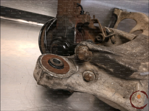 Pivot AVG - CITROEN - 1640790280