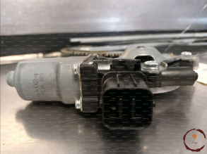 Mecanisme+moteur leve-glace AVG - PEUGEOT - 9221HA
