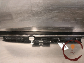 Support central pare-choc AR - VOLKSWAGEN - 1E0807861A