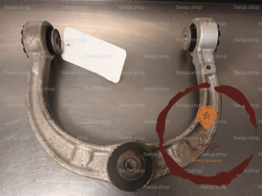 Triangle sup AVG - MERCEDES - 251330070728