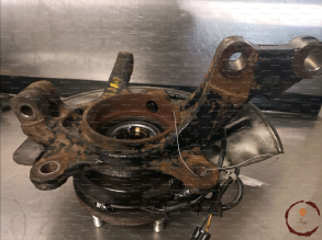 Pivot AVG - HYUNDAI - 517203S100