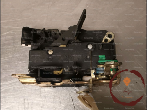 Serrure porte AVD - RENAULT - 7701058531