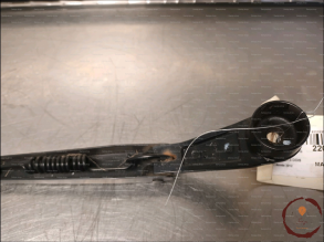 Bras essuie-glace AVG - SUZUKI - 3831068L00000