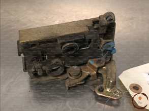 Serrure porte AVD - PEUGEOT - 9136F6