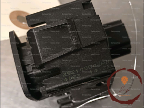 Bouton de warning - RENAULT