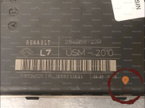 Platine fusible AV - RENAULT
