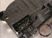 Serrure porte AVD - RENAULT