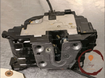 Serrure porte AVD - MERCEDES