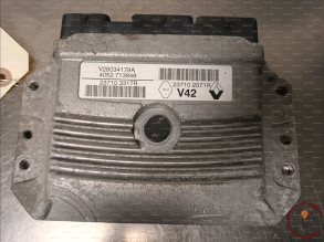 Calculateur moteur - DACIA - 237103317R